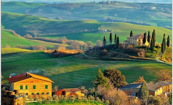 Lucca tuscany hills view