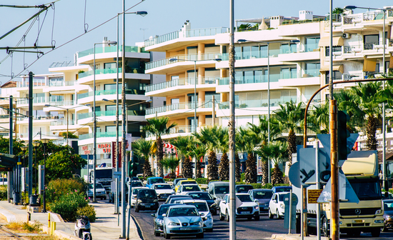 Πολυκατ Παραλιακή