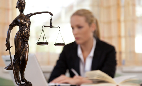 Δικηγόρος