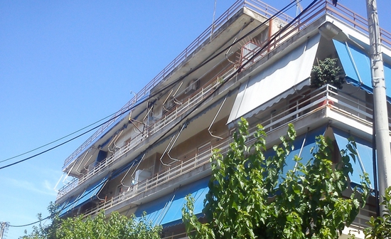 Παλια πολυκατοικία