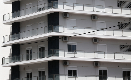 Πολυκατοικία 23